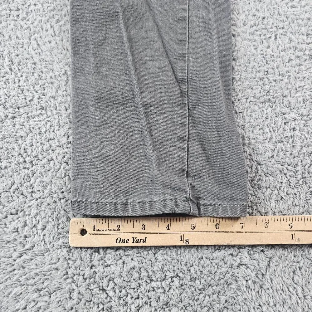 Levis ** this